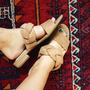 NWT + box Sam Edelman Circus Suede Sandals